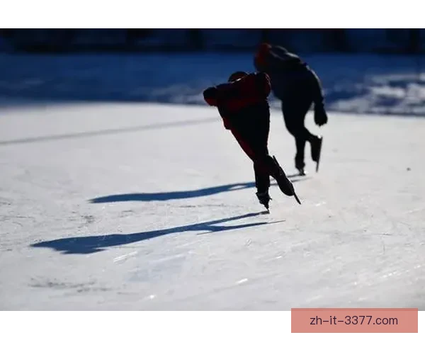 冰上竞技风云：滑冰大奖赛引领冰场风向
