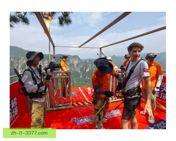 激情BMX赛场：挑战极限，燃烧热血