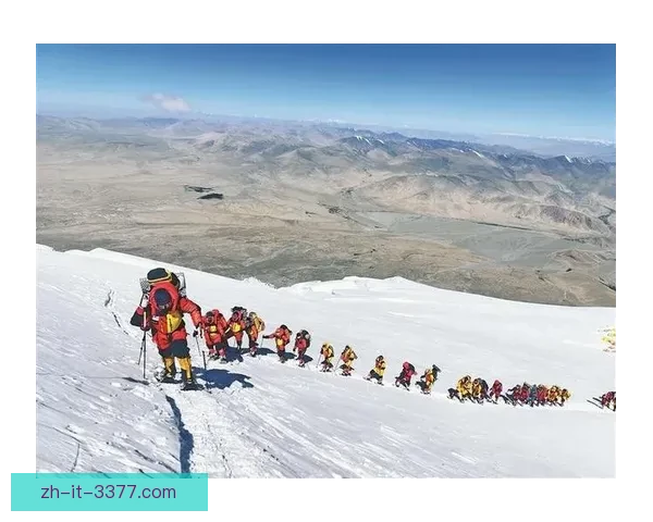 登山冠军：征服高峰的极致挑战者